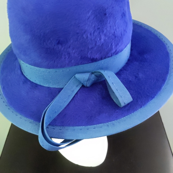 Vintage 1960s Empress Royal Blue Mod Fuzzy Fur Felt Wide Brim Floppy Hat - Picture 7 of 9